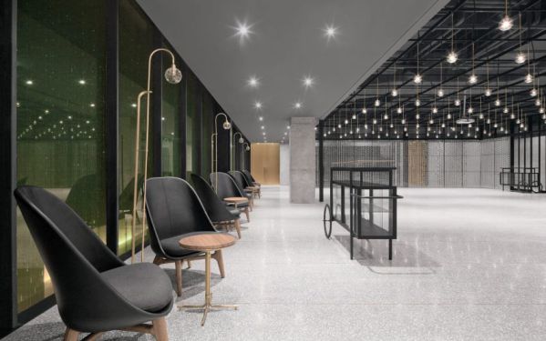 辦公室設(shè)計裝修下的可移動會議室