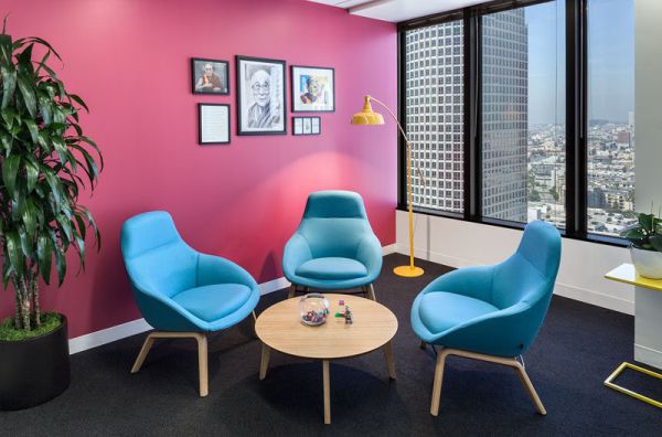 辦公室裝修設(shè)計(jì)打造的植物生長室