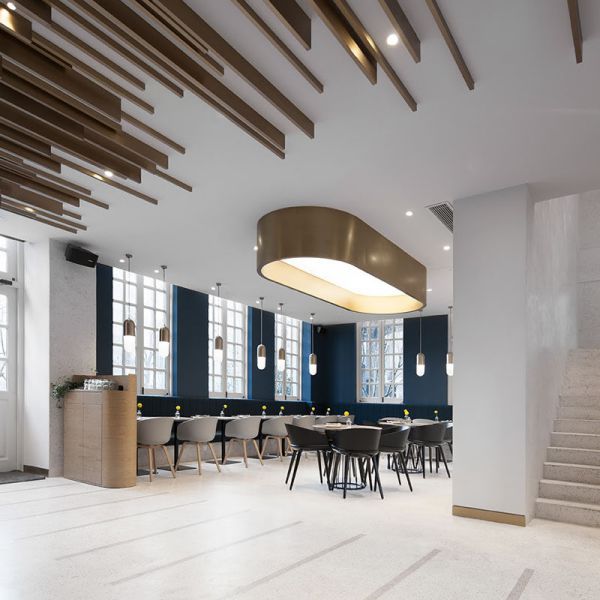 辦公室裝修的過程中也會出現(xiàn)不一樣的選擇,它是一個十分正常的事